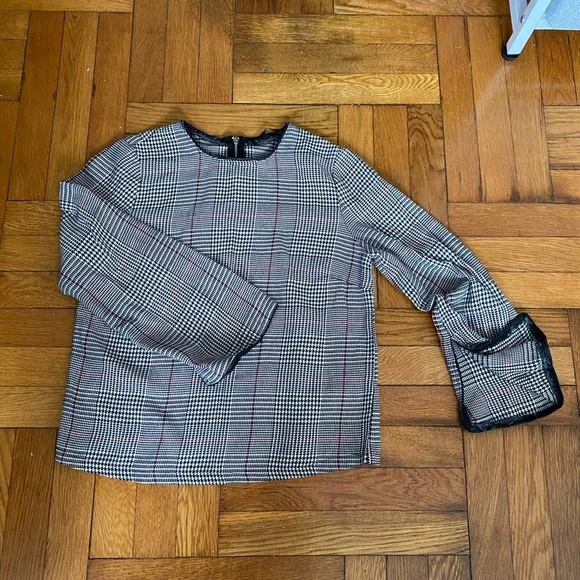 Zara Basic plaid zip grey blouse top with faux leather trim inside Size XS - Picture 3 of 6